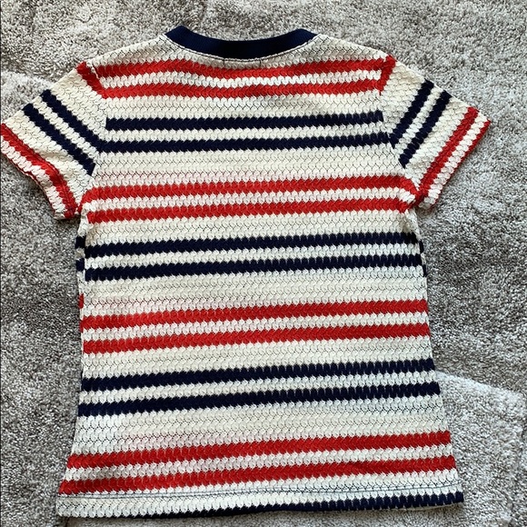 Beautiful top - Picture 4 of 4